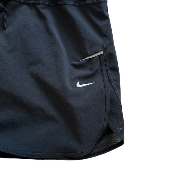 Nike Dri-Fit Tennis Skort - Size Medium - Picture 3 of 12